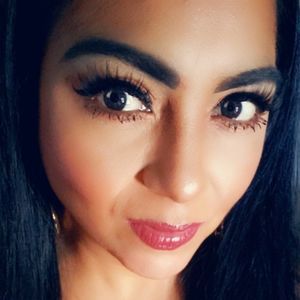 Meet your Posher, Lorena